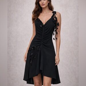 Elegant Black Sleeveless Dress with Floral Accents